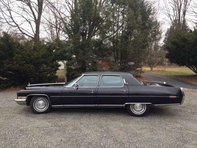 Cadillac Fleetwood 1972 image number 2