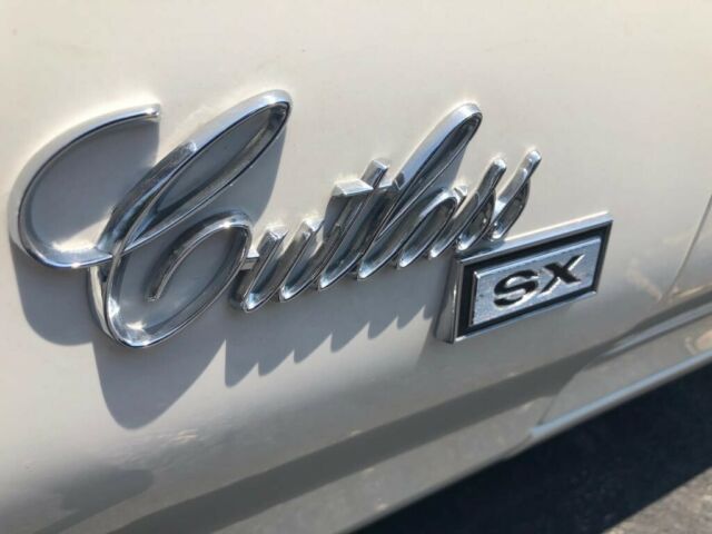 Oldsmobile Cutlass 1971 image number 1