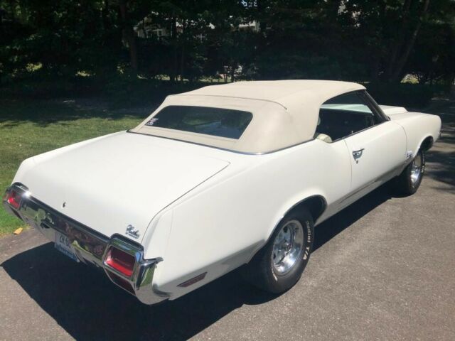 Oldsmobile Cutlass 1971 image number 7
