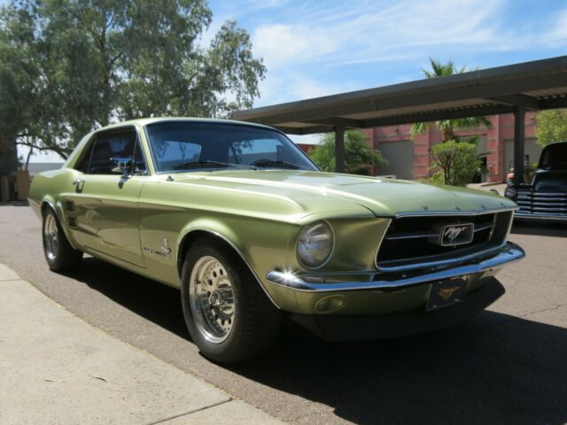 Ford Mustang 1967 image number 1
