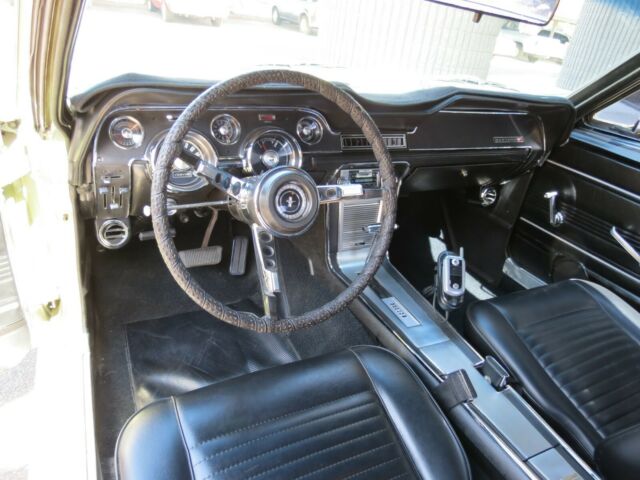Ford Mustang 1967 image number 13