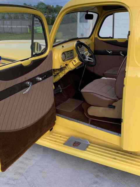 Ford F100 1948 image number 7