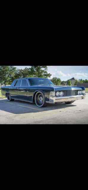 Lincoln Continental 1965 image number 4