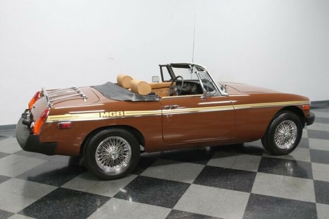 MG MGB 1979 image number 14