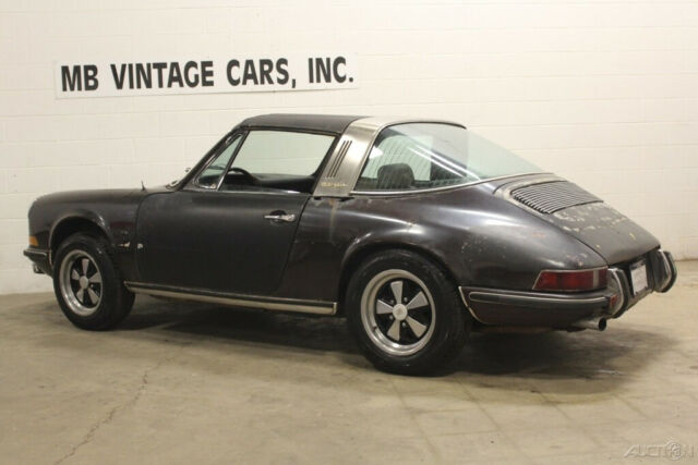 Porsche 911 1970 image number 8