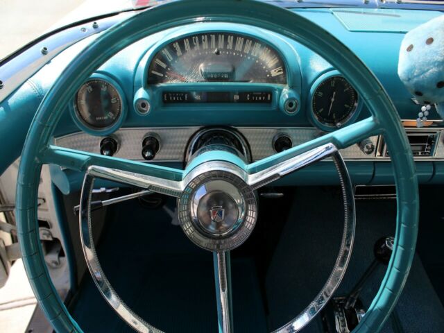 Ford Thunderbird 1956 image number 10