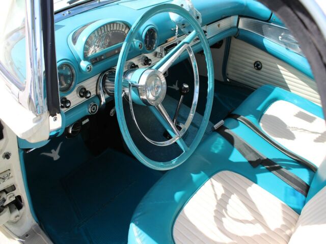 Ford Thunderbird 1956 image number 33