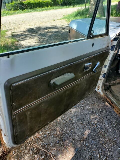 International Harvester Scout 1977 image number 26