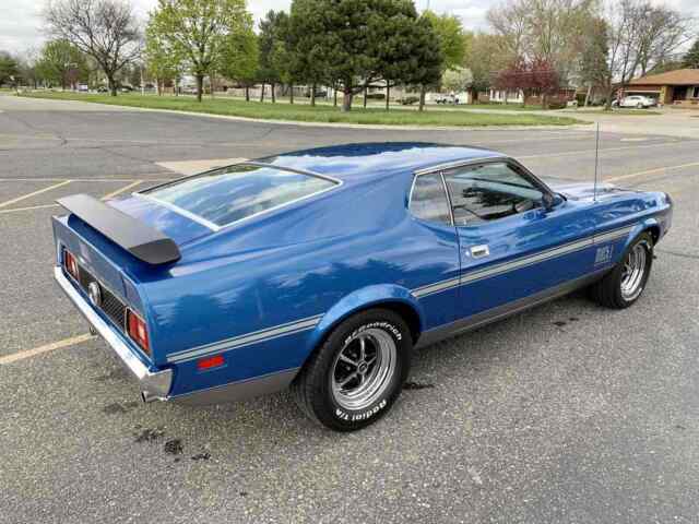 Ford Mustang Mach 1 351 1972 image number 2