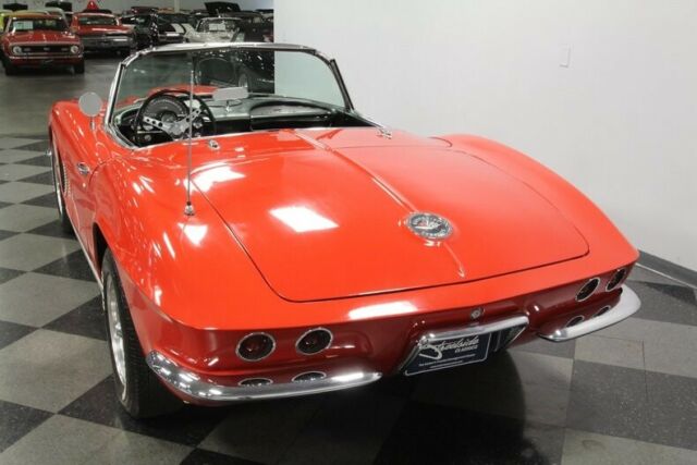 Chevrolet Corvette 1962 image number 10