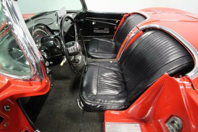 Chevrolet Corvette 1962 image number 4