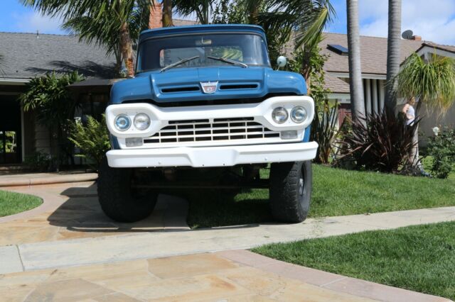 Ford F-100 1960 image number 3