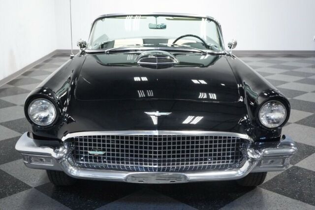 Ford Thunderbird 1957 image number 19