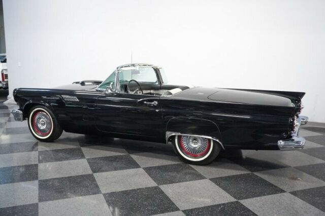 Ford Thunderbird 1957 image number 8