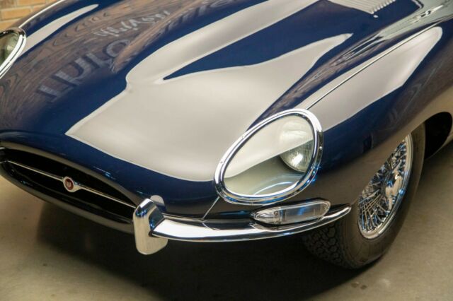 Jaguar E-Type 1966 image number 12