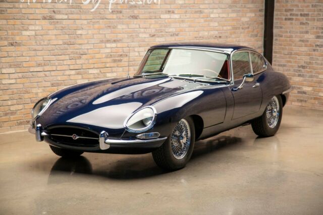 Jaguar E-Type 1966 image number 28
