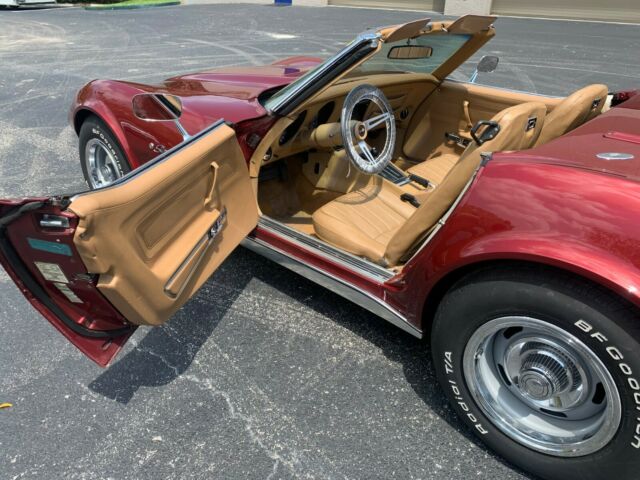 Chevrolet Corvette 1974 image number 13