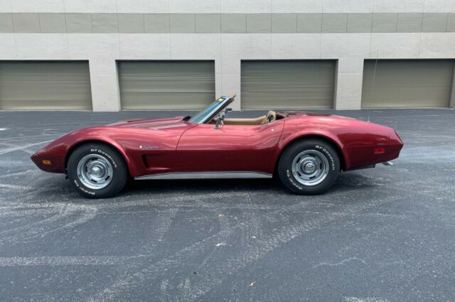Chevrolet Corvette 1974 image number 27
