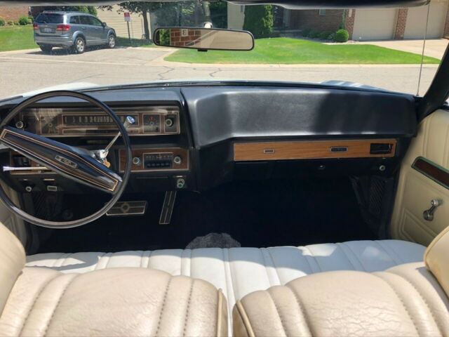 Ford LTD 1972 image number 11