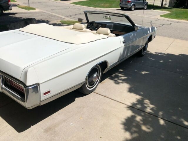 Ford LTD 1972 image number 25