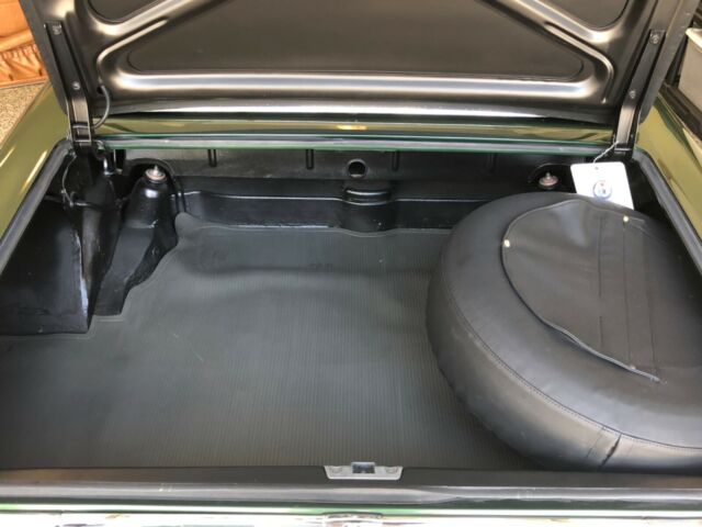 Mercedes-Benz SL-Class 1971 image number 4