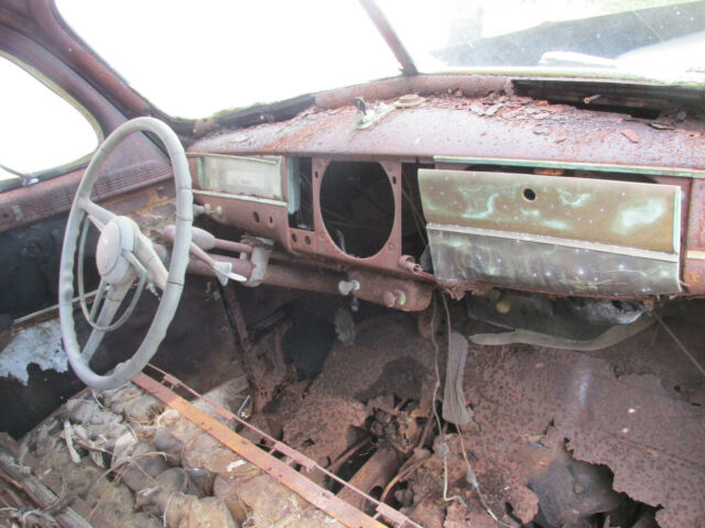 Plymouth Special Deluxe 1941 image number 6