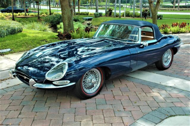 Jaguar E-Type Series 1 1966 image number 12