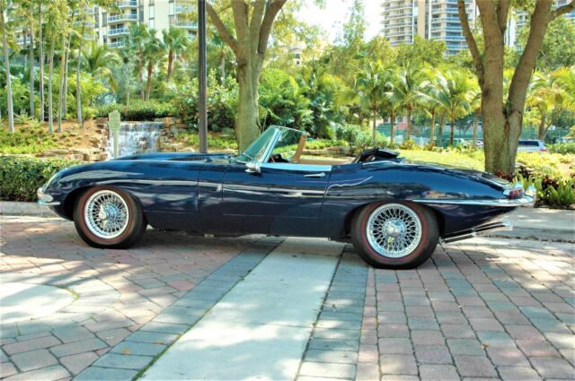 Jaguar E-Type Series 1 1966 image number 3