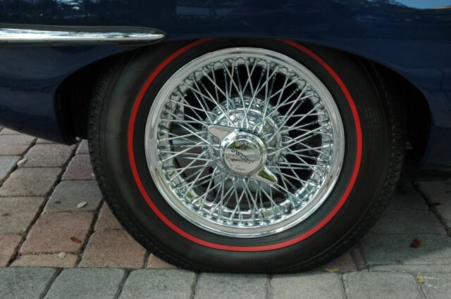 Jaguar E-Type Series 1 1966 image number 46