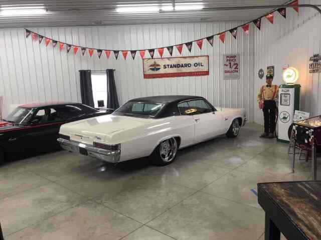 Chevrolet Caprice 1966 image number 23