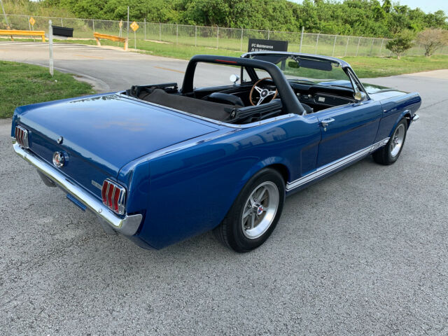 Ford Mustang 1965 image number 27