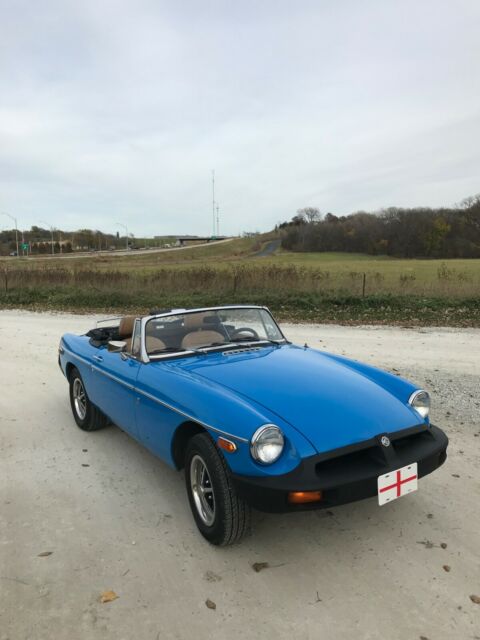 MG MGB 1979 image number 14