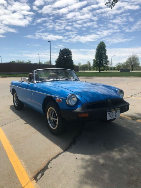 MG MGB 1979 image number 21