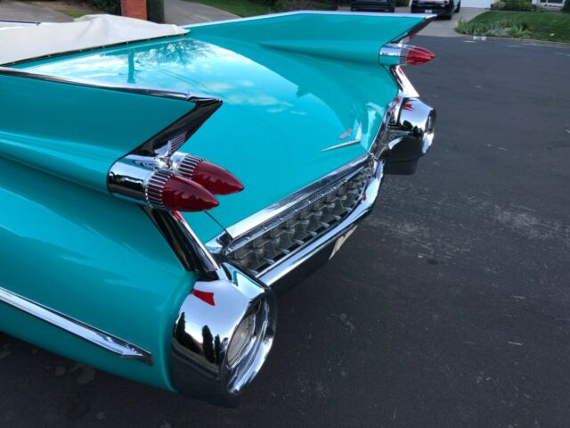 Cadillac DeVille 1959 image number 4