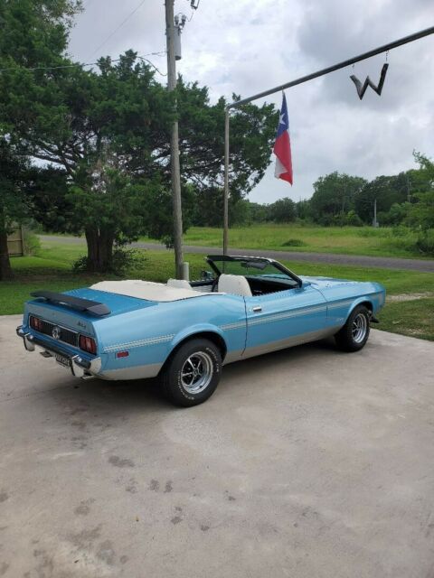 Ford Mustang 1973 image number 0