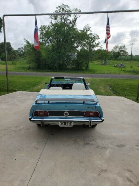 Ford Mustang 1973 image number 16
