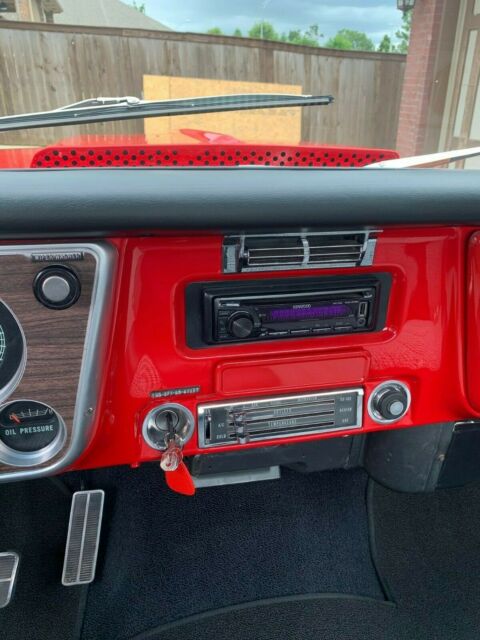 Chevrolet Cheyenne 1971 image number 38