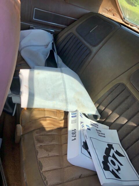 Plymouth Fury 1971 image number 23
