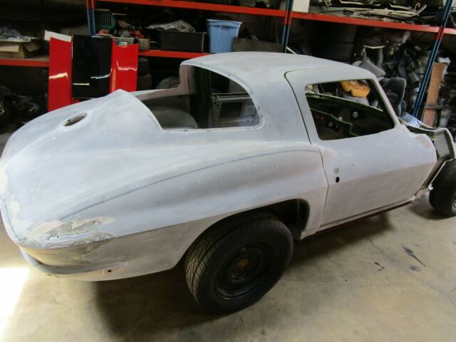 Chevrolet Corvette 1966 image number 27