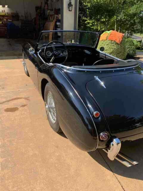 Austin-Healey BT7 1960 image number 14