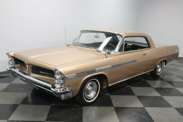 Pontiac Bonneville 1963 image number 22