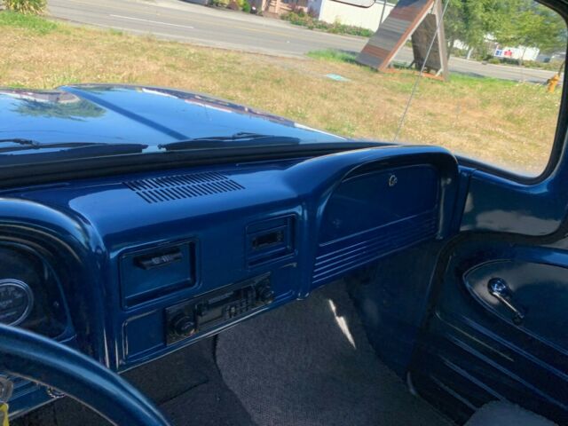 Chevrolet C-10 1961 image number 36