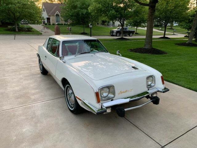 Avanti II 1977 image number 4