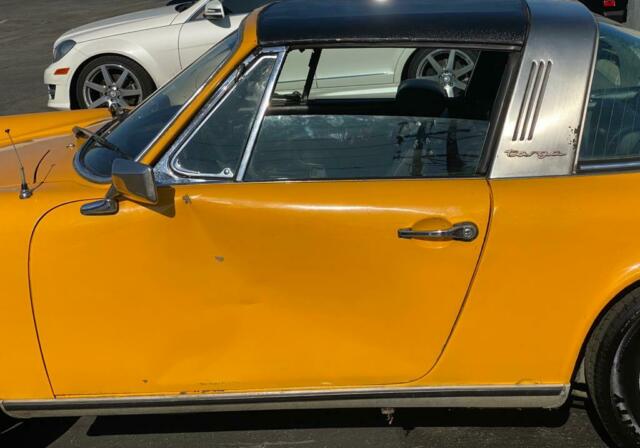 Porsche 911 1972 image number 33