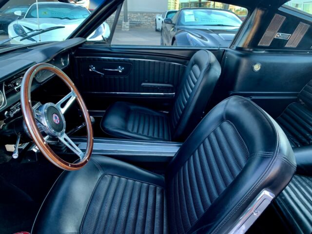 Ford Mustang 1965 image number 34
