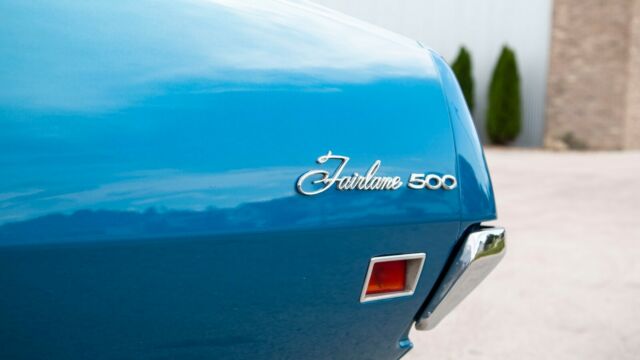Ford Fairlane 1970 image number 14