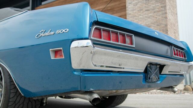 Ford Fairlane 1970 image number 6