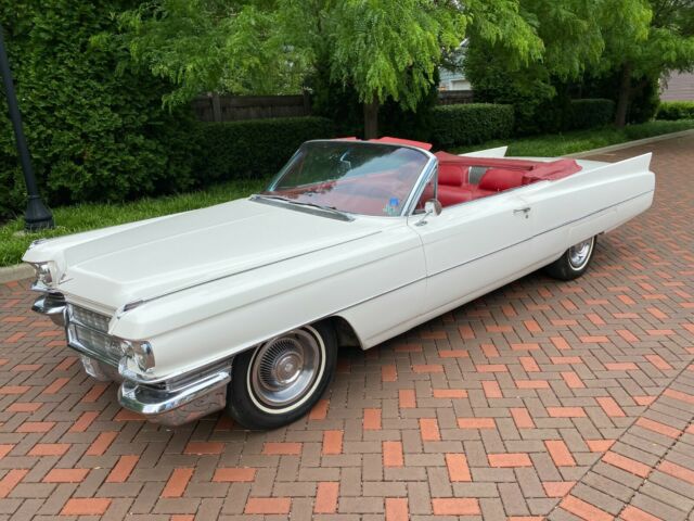 Cadillac DeVille 1963 image number 31