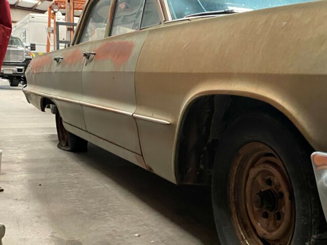Chevrolet Impala 1963 image number 10