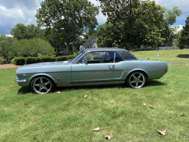 Ford Mustang 1964 image number 19